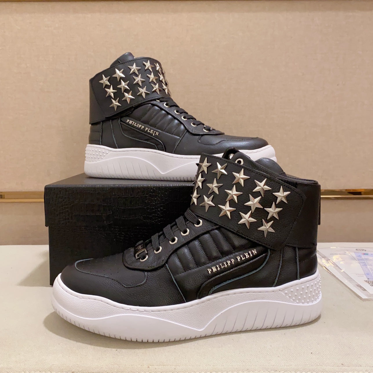 New-PP High Top Leather shoes